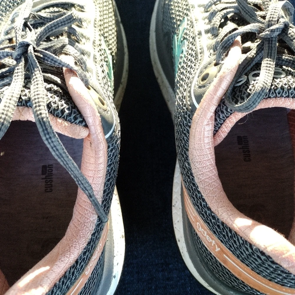 Gdefy Gravity Defyer Mighty Walk Women’s Shoes US Size 7.5 Gray/Salmon.